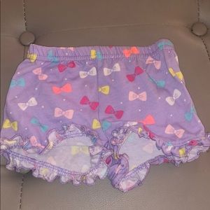 girl baby shorts.